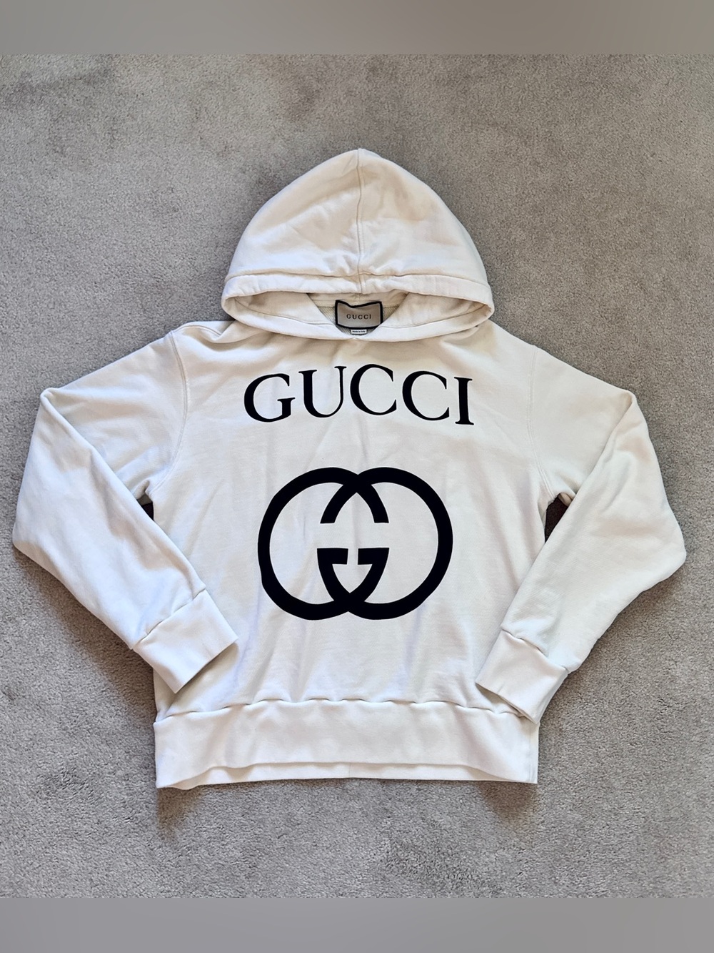 Gucci White Hoodie with Gucci and its logo on the front - Picture 1 of 10